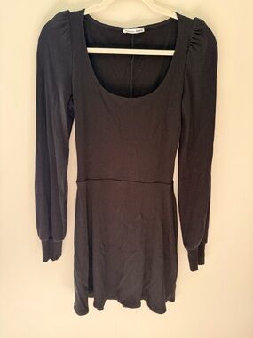 NWOT Reformation Black Ribbed Scoop-Neck Long Sleeve Dress